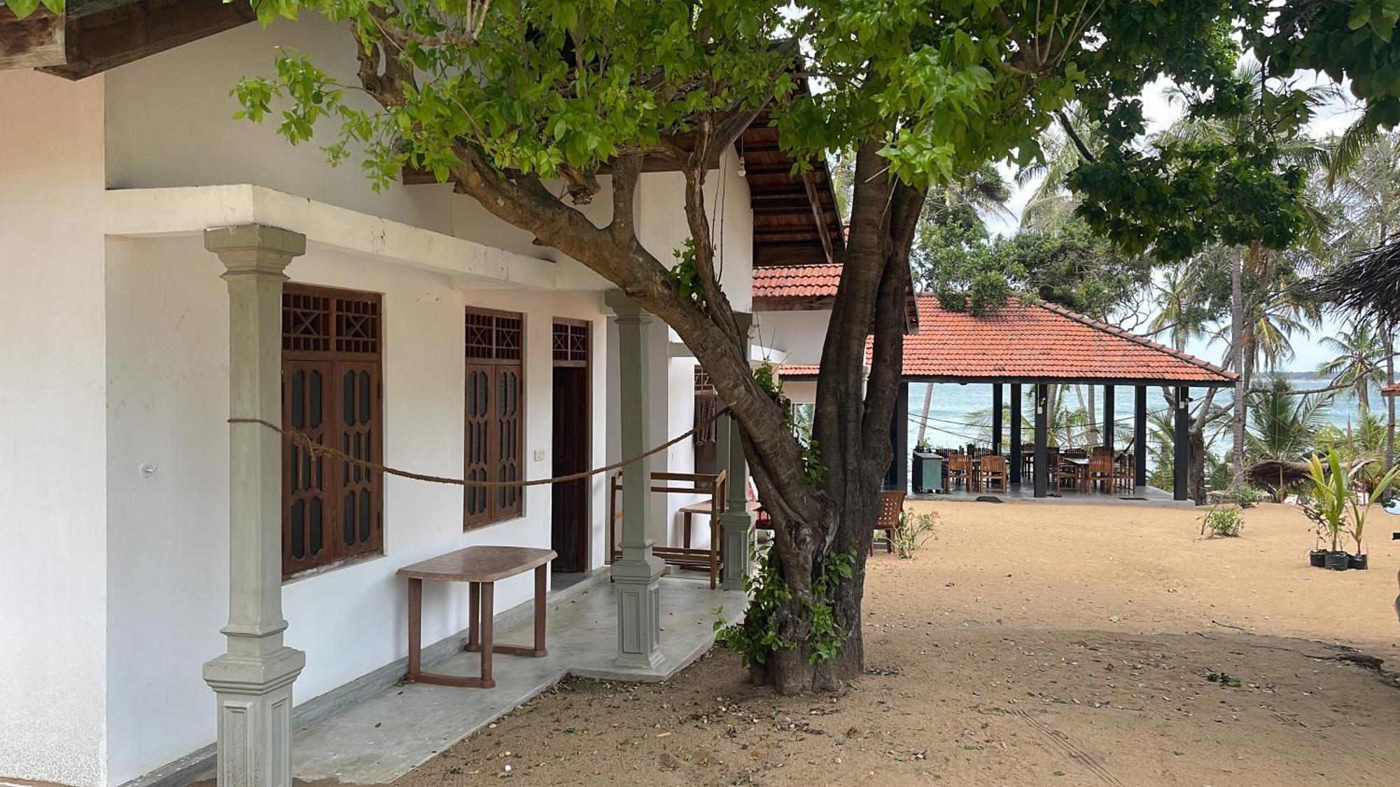 Hostel Coconut Hill Arugam Bay Exterior foto